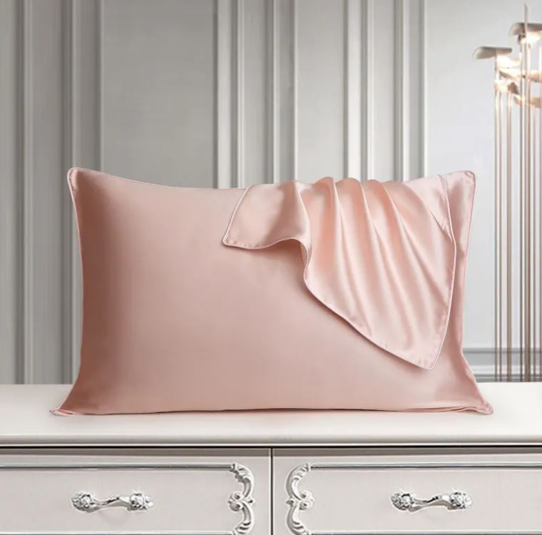 Moonlit Silk™ Mulberry Silk Pillowcase | Cindarello Selection