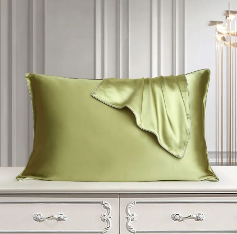 Cindarello Moonlit Silk™ Mulberry Silk Pillowcase | Cindarello Selection