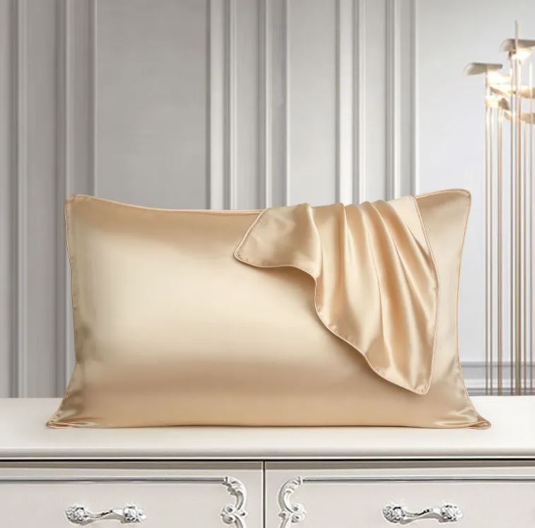 Moonlit Silk™ Mulberry Silk Pillowcase | Cindarello Selection